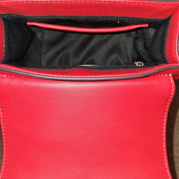 NEW Red Crossbody Saddle Bag  7.5"×5.5" - Picture 6 of 7
